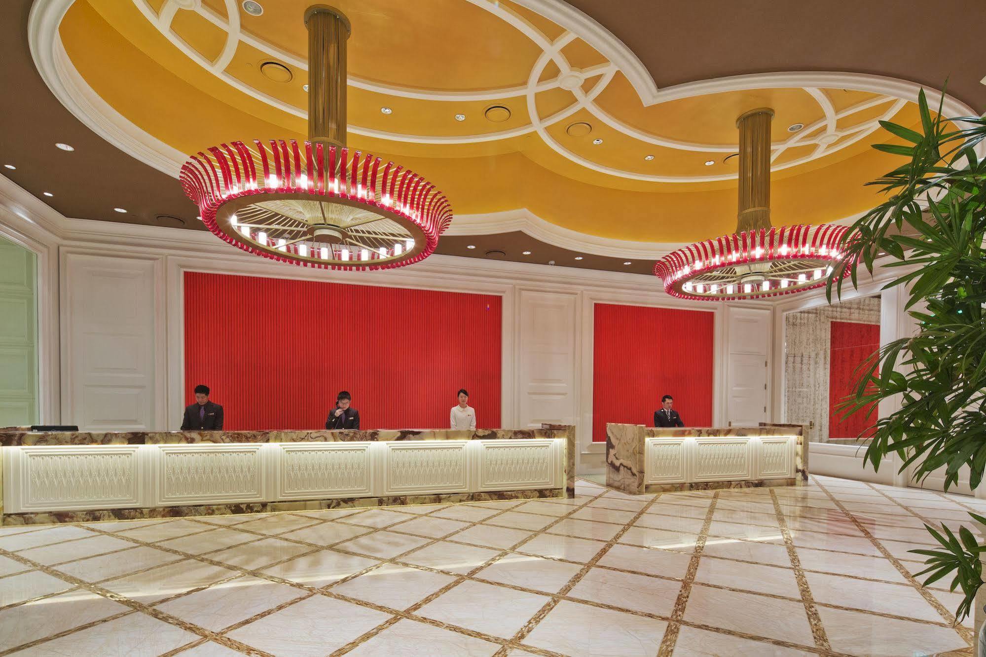 The Lin Hotel Taichung Eksteriør billede The lobby of the Wynn Palace