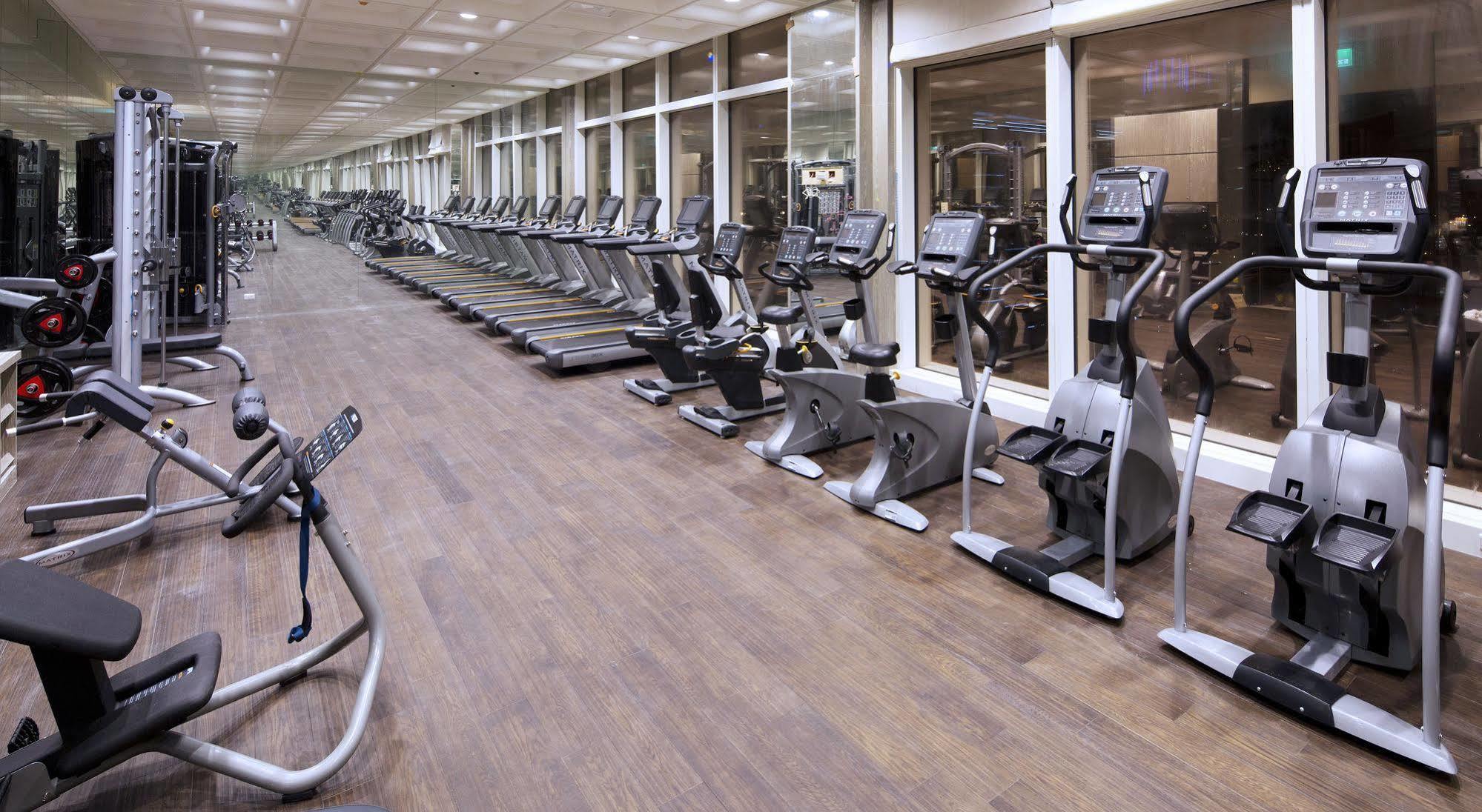 The Lin Hotel Taichung Eksteriør billede The gym at the hotel